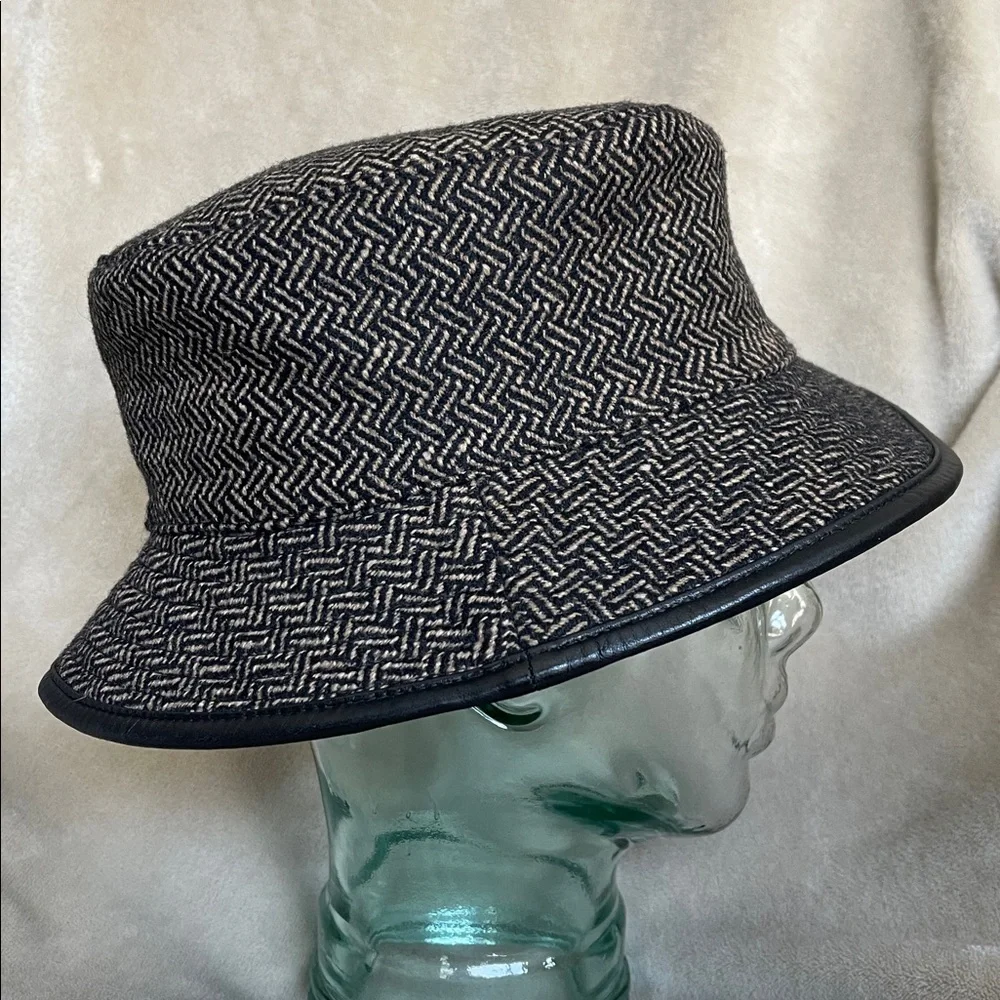 HERMES Bucket Hat in Herringbone Pattern